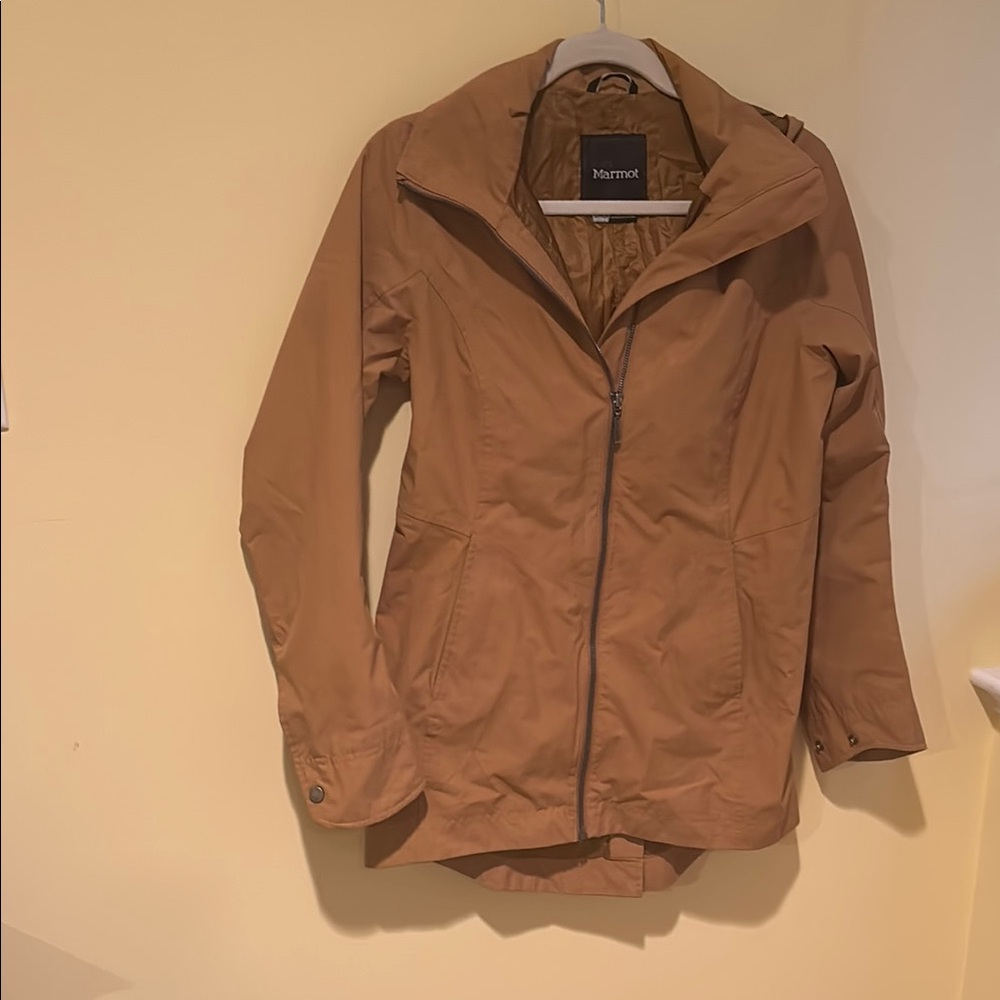 Marmot Small Tan / Camel Rain Jacket